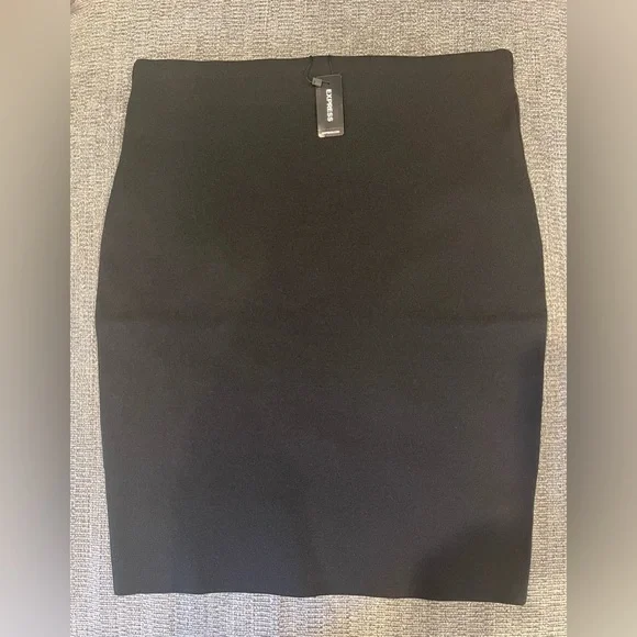 Express Sweater pencil skirt - Picture 3 of 4